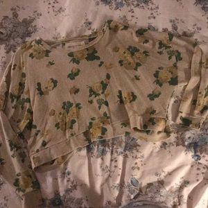 Cropped floral loose fitting sweater